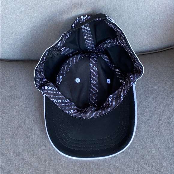 A cap for steve characters image